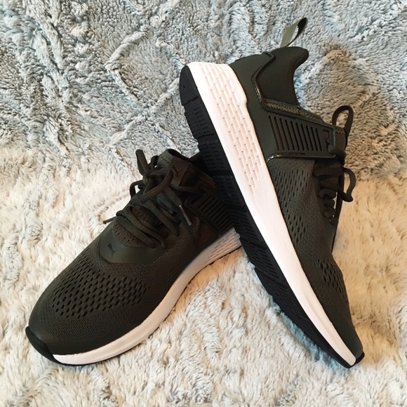 puma insurge eng mesh sneakers